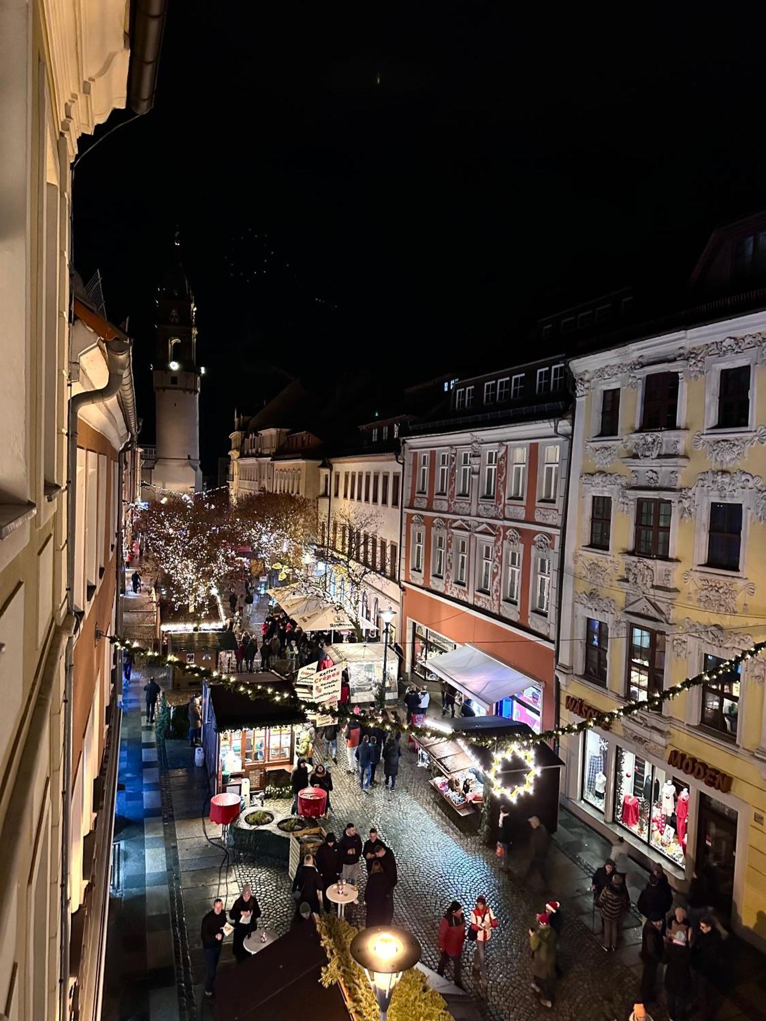 Yr Apartment Im Stadtzentrum - Billardtisch - Parkplatz - 140Qm 包岑 外观 照片