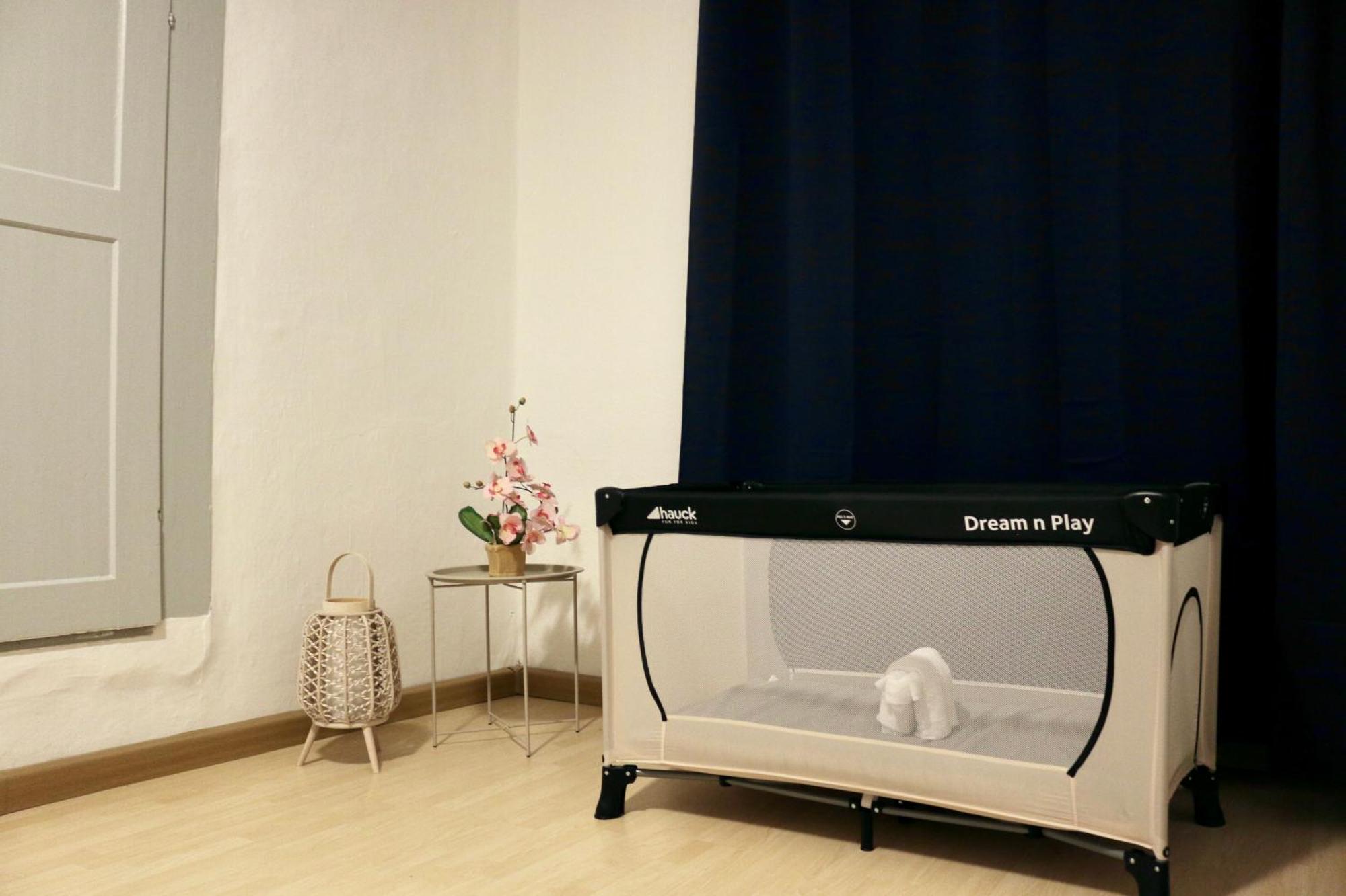 Yr Apartment Im Stadtzentrum - Billardtisch - Parkplatz - 140Qm 包岑 外观 照片