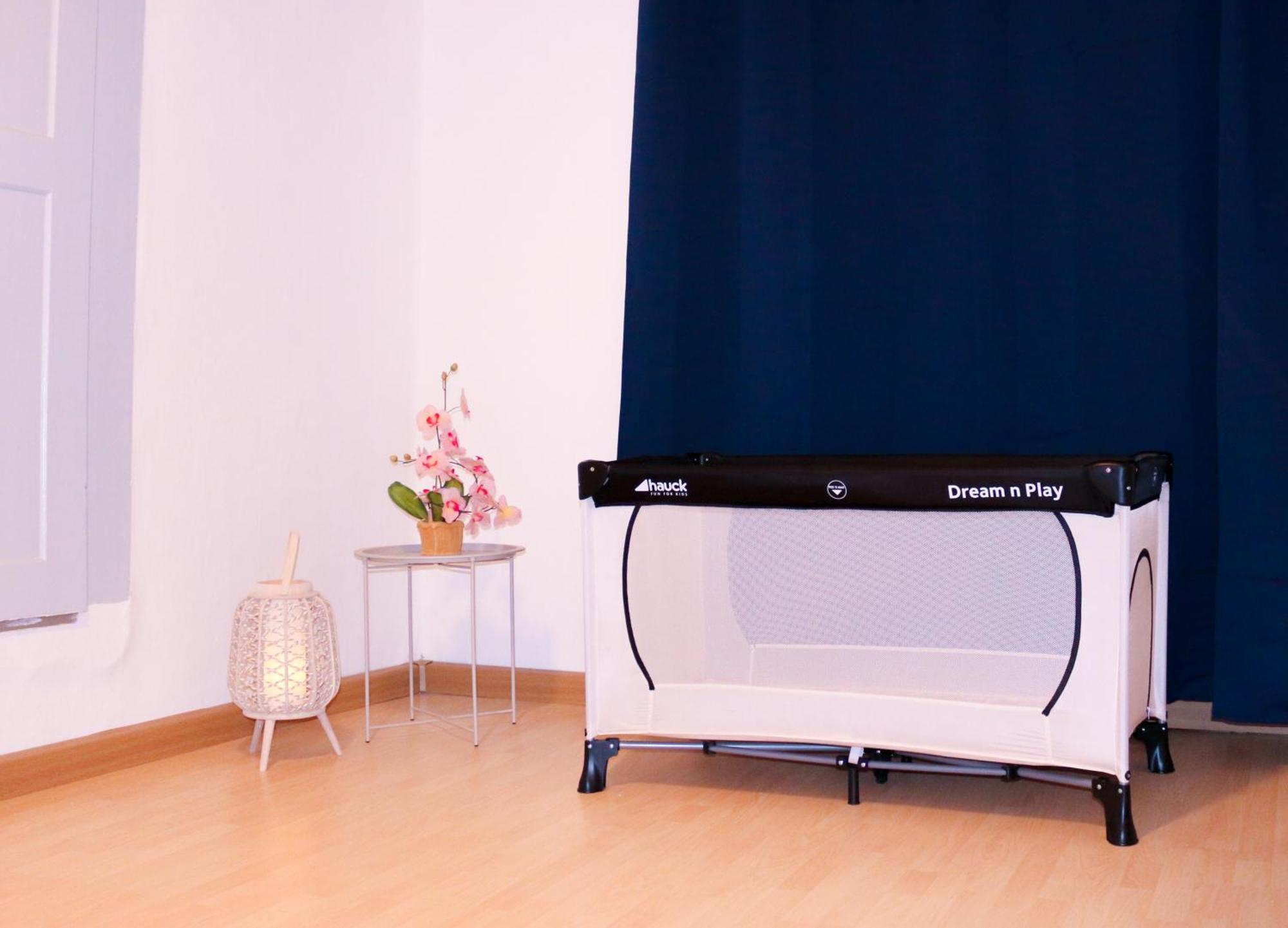 Yr Apartment Im Stadtzentrum - Billardtisch - Parkplatz - 140Qm 包岑 外观 照片