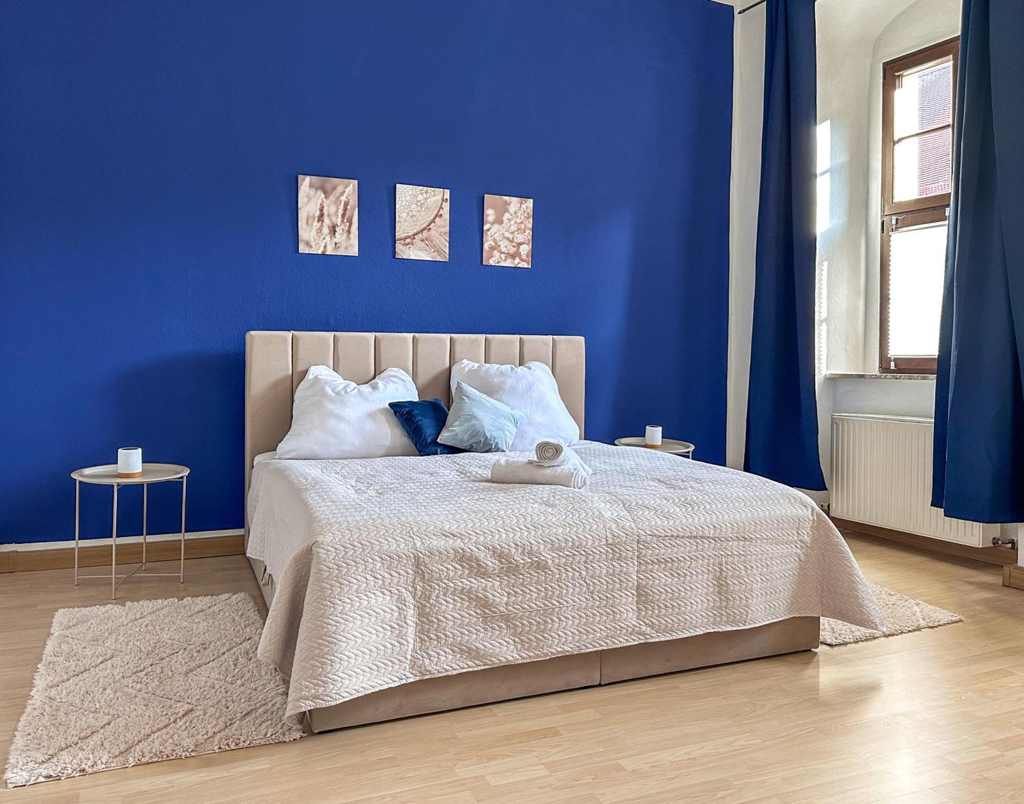 Yr Apartment Im Stadtzentrum - Billardtisch - Parkplatz - 140Qm 包岑 外观 照片